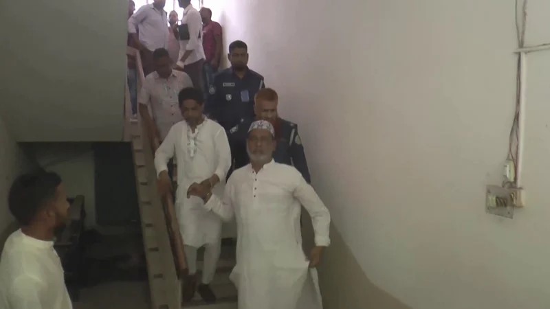 আদালতে জামিন নিতে গিয়ে কারাগারে আওয়ামী লীগের ১৬ নেতাকর্মী